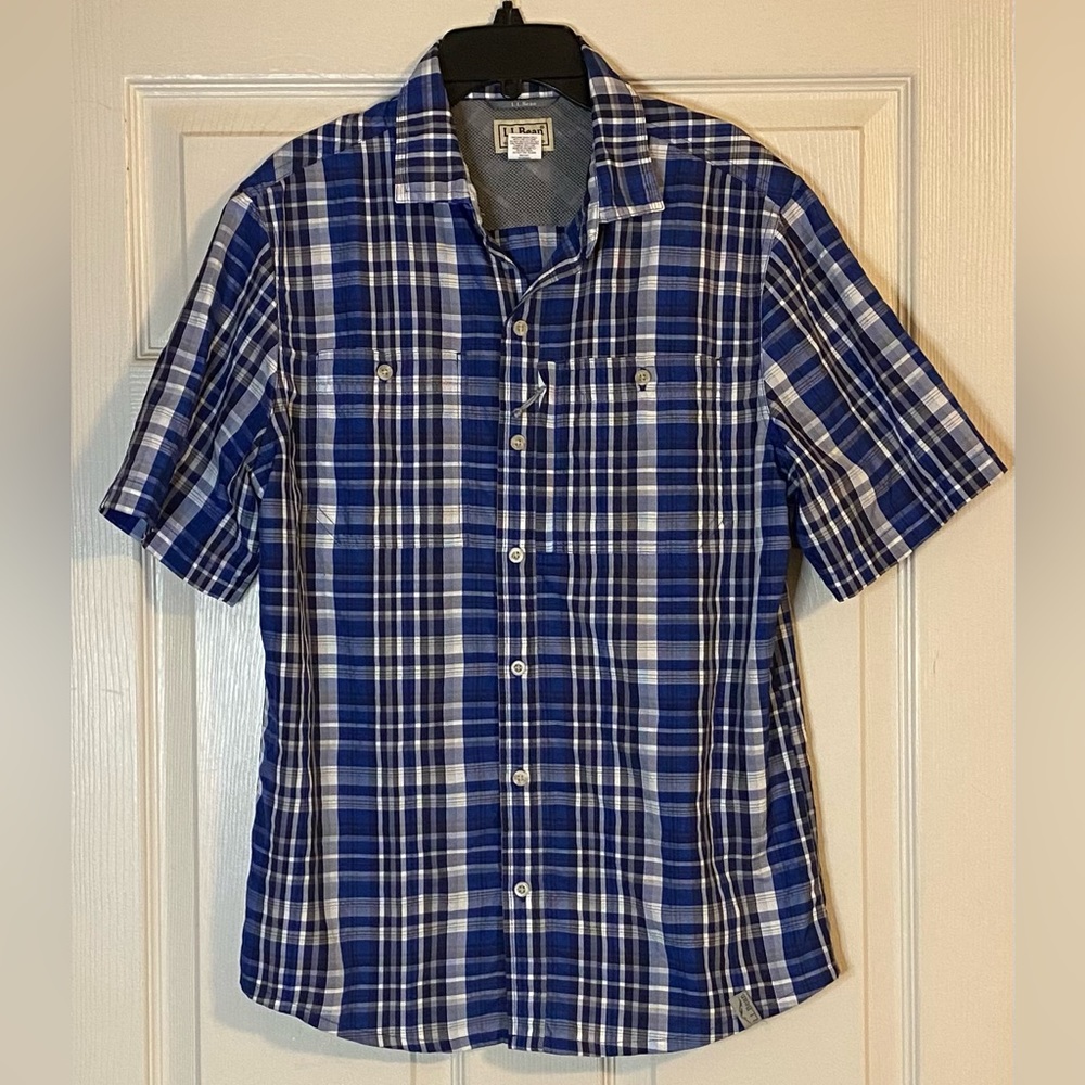 L.L. Bean Men’s Short Sleeve Plaid Cool Weave Shirt. Size S.